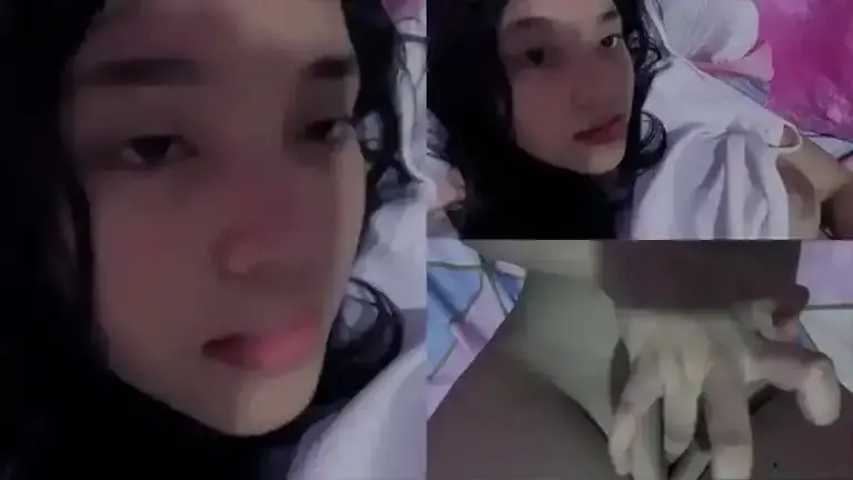 Laras Bali Colok Memek Pake Jari